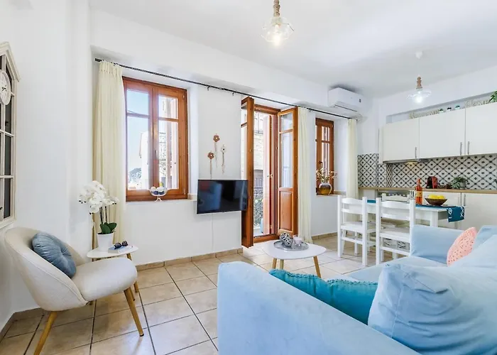 Charis_skopelos Of 3 Grace's House Apartman